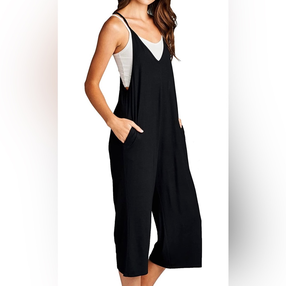 Never worn super comfortable jumper—can be dressed up or down!